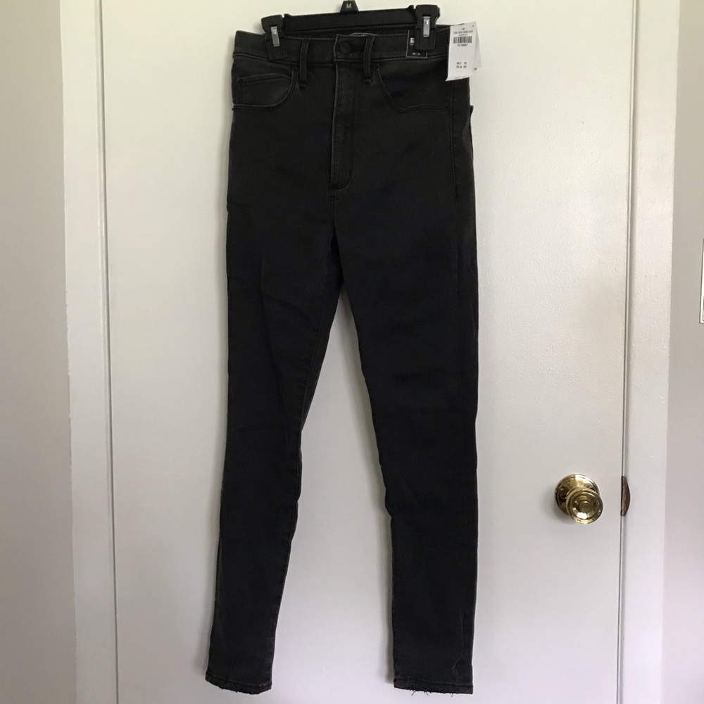 Women’s Ultra High Rise Super Skinny Jeans Short